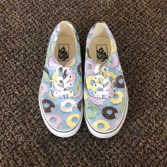 Doughnut vans - Picture 1 of 4